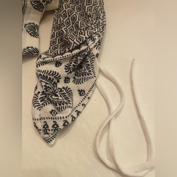 Chico's Woman’s Cardigan Black White Size 0 Small - Picture 6 of 6